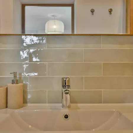 Superbe - Cosy A 10 Min Centre